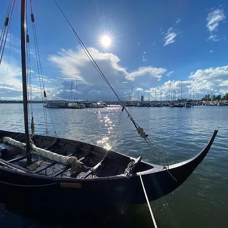 Im Wikingturm 20 4 *